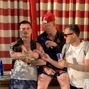 Meet your Posher, Ethan